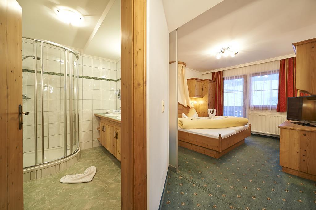 Gourmet-Hotel Gruenwald レオガング エクステリア 写真