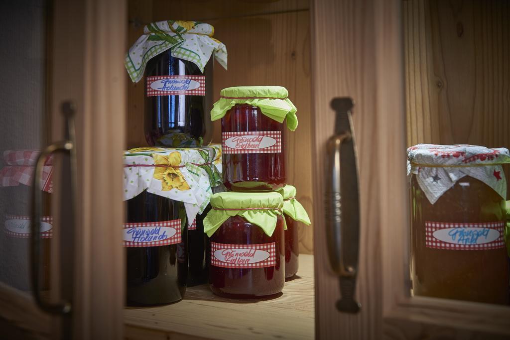 Gourmet-Hotel Gruenwald レオガング エクステリア 写真