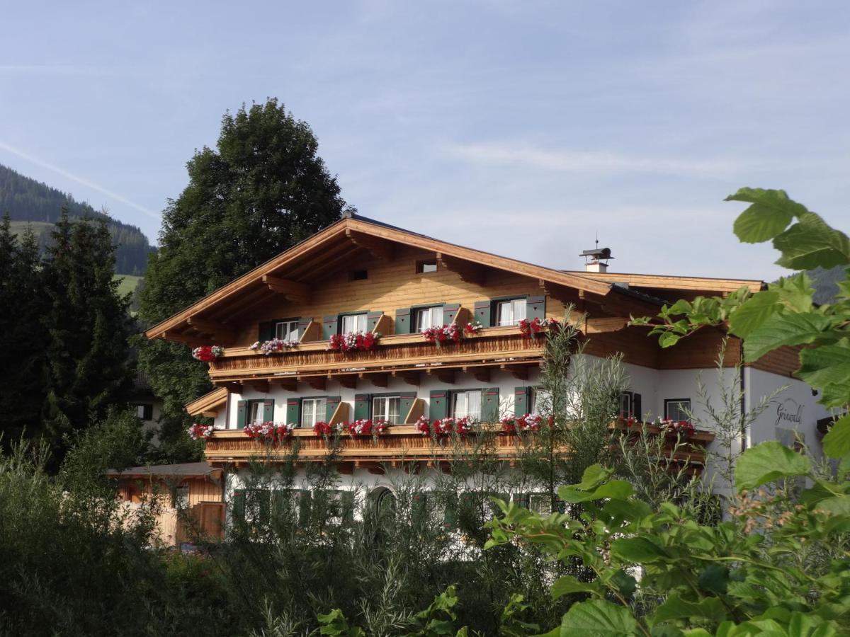 Gourmet-Hotel Gruenwald レオガング エクステリア 写真