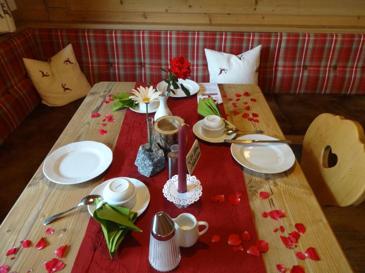 Gourmet-Hotel Gruenwald レオガング エクステリア 写真